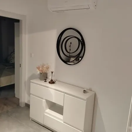 Apartment Roko I Cicibela *