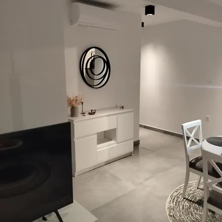 Roko I Cicibela Murter