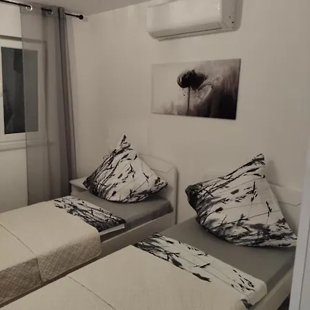 Roko I Cicibela Apartman